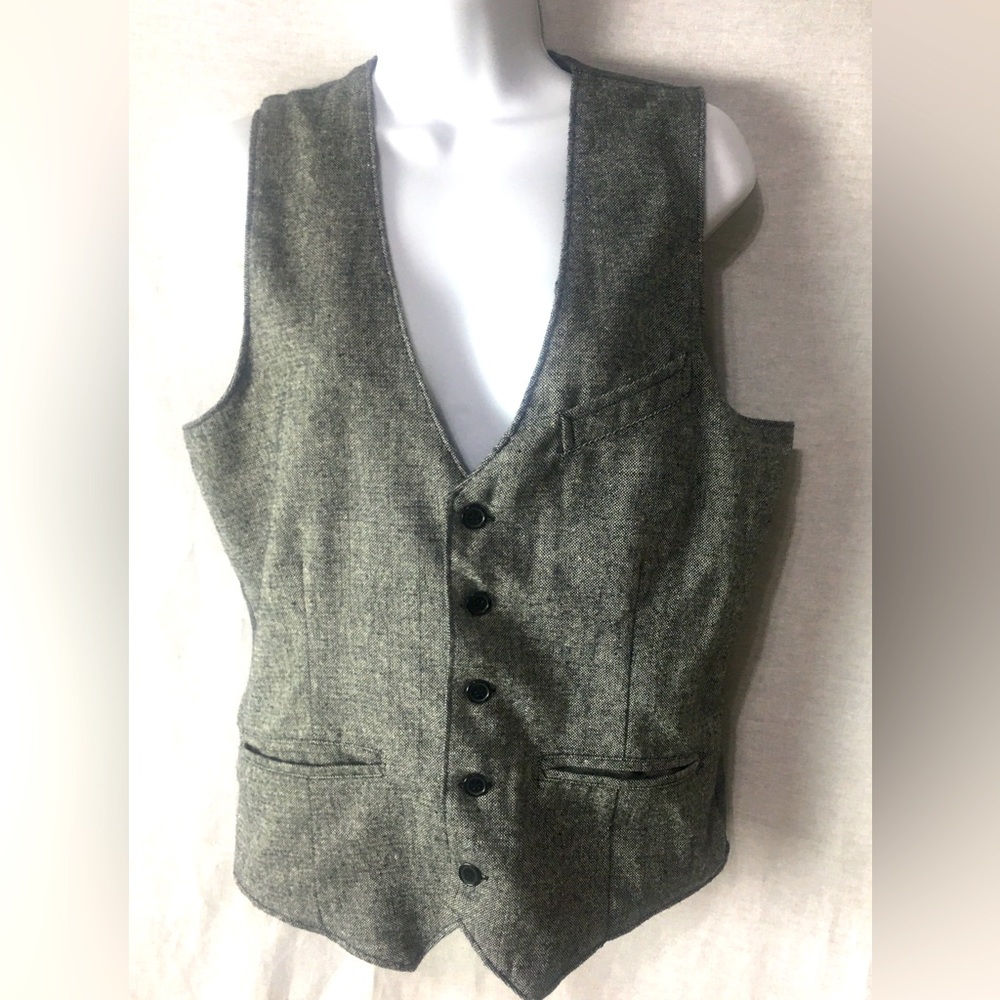Aeropostale vest size S/P